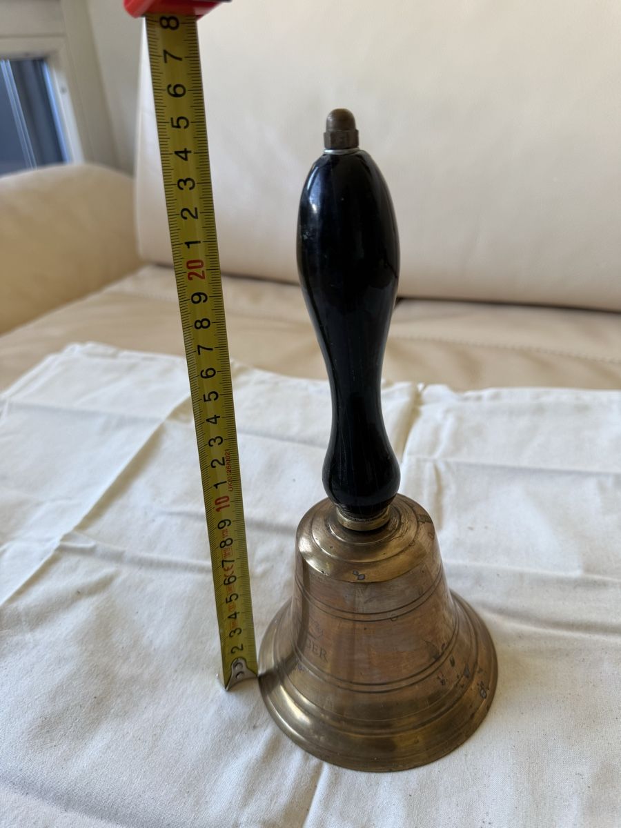 Campanacci mucche: Grande Cloche  – Usato da Granges-paccot venduto da sparkle_