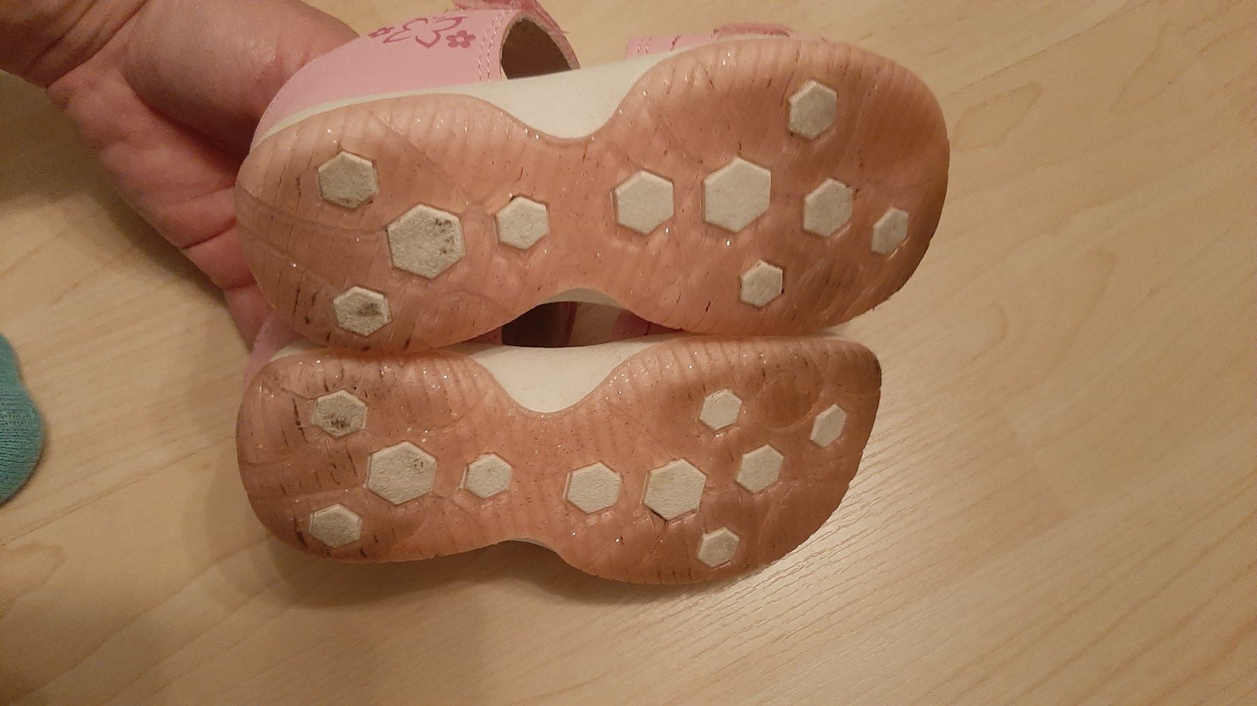 Scarpe per ragazze: K..75 R M) Lupliu Sandale Rosa Gr. 24 – Usato da Wil SG venduto da AmandaCreations 2