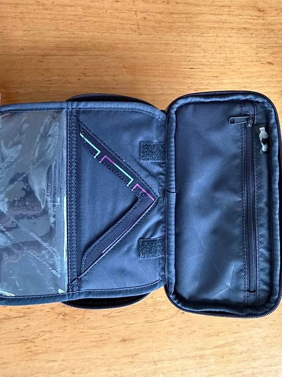 Plumiers: Etui von Satch – D'occasion à Binningen par dia-17 1
