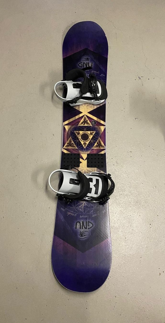 Boards: Gnu Asym Ladies Choice C2X Snowboard – Gebraucht aus Niederglatt ZH von Flaevilein