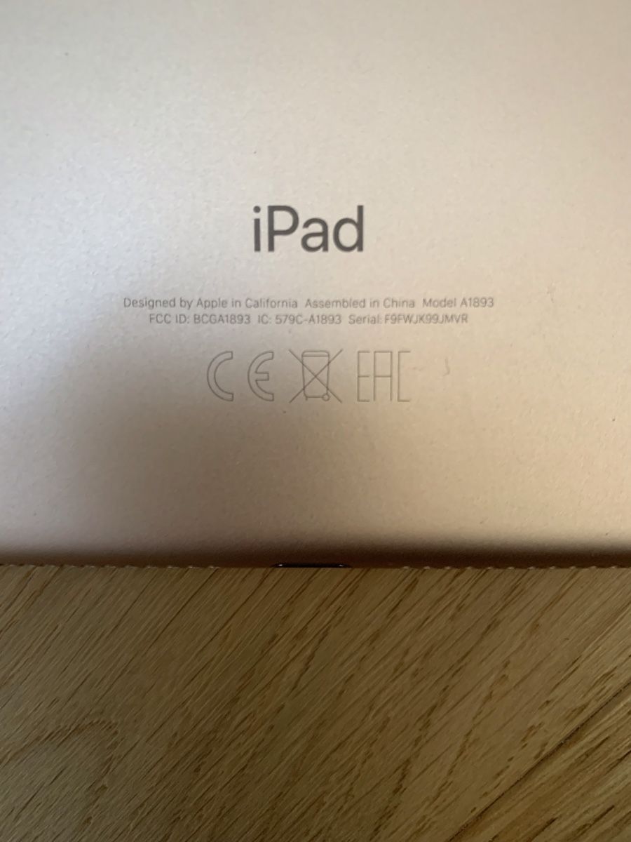 Apple Tablet PC: Apple iPad  6.Generation A1893 Roségold defekt – Defekt aus Mosnang von adrianoworks 1