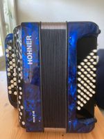 Hohner Nova II 48 Akkordeon blau ab Service