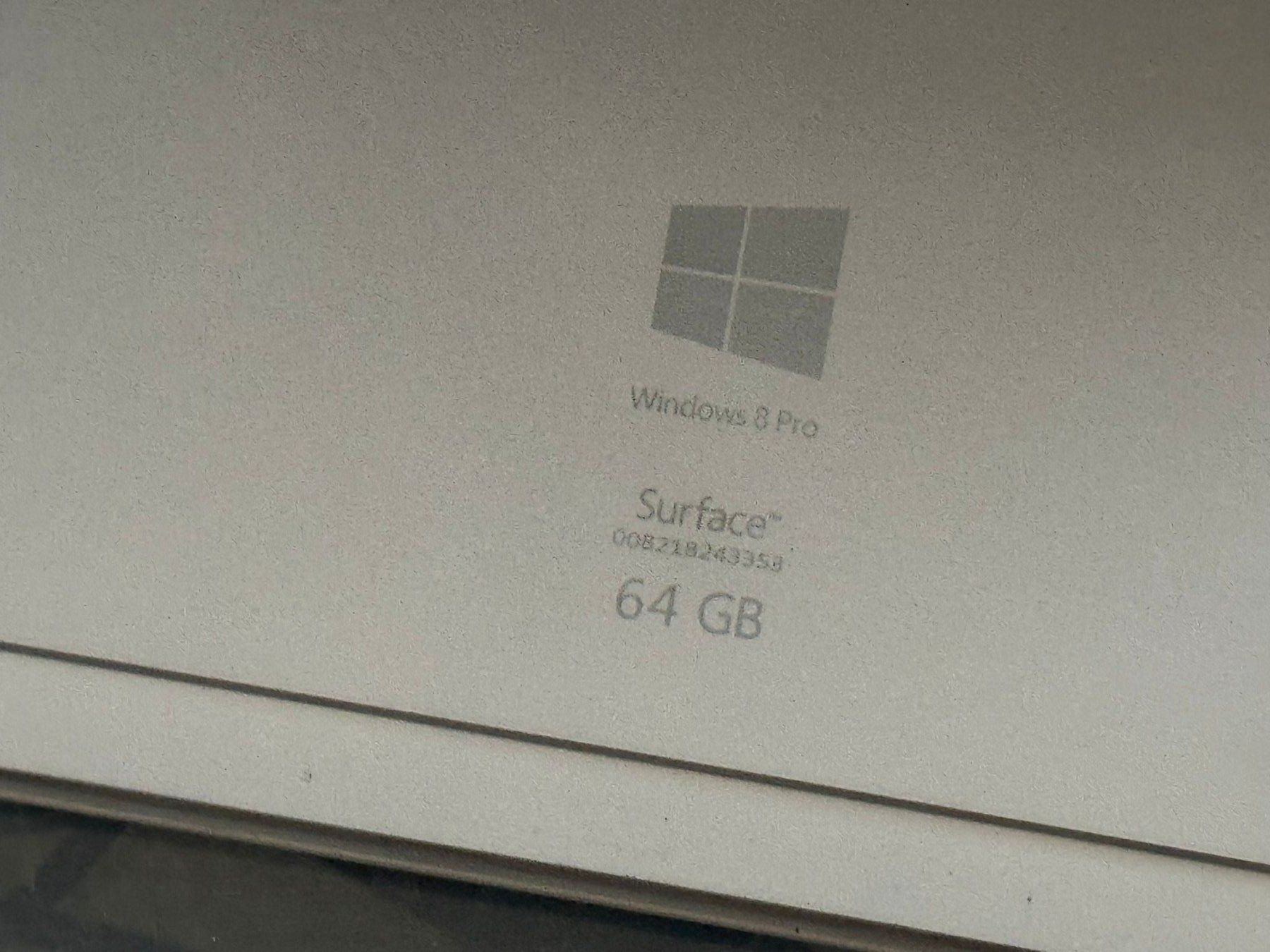 Microsoft Tablet PC: Surface Pro 3 - 64GB !! ungeprüft !! – Difettoso da Olten venduto da HoYa01 2