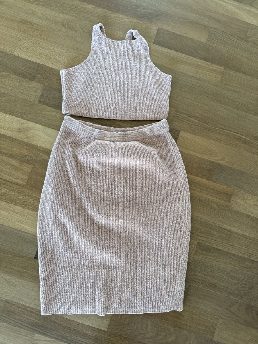 Asos Vestiti: ASOS Strick Set Rock Top Rosa Grösse 34 – Nuovo (secondo la descrizione) da Basel venduto da selinalivia