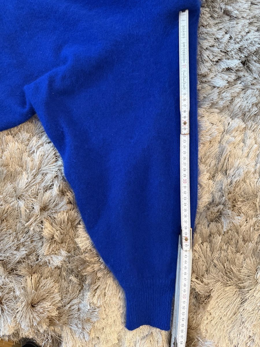 Giacche: Strickjacke Blau 80% Angora, Grösse M, Samtig-weich – Usato da Basel venduto da Ksjusha 7