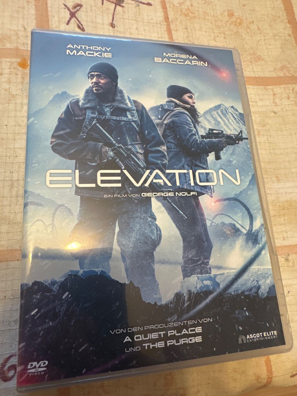 Tutti i DVDs: Elevation – Usato da Schaffhausen venduto da D-MAC