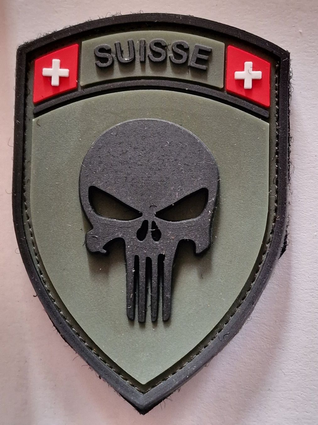 Schweizer Armee Placchette & Badge: Grenadier Badge Punisher Tarn Version Klett Pvc – Nuovo (secondo la descrizione) da Nyon venduto da freetoys08