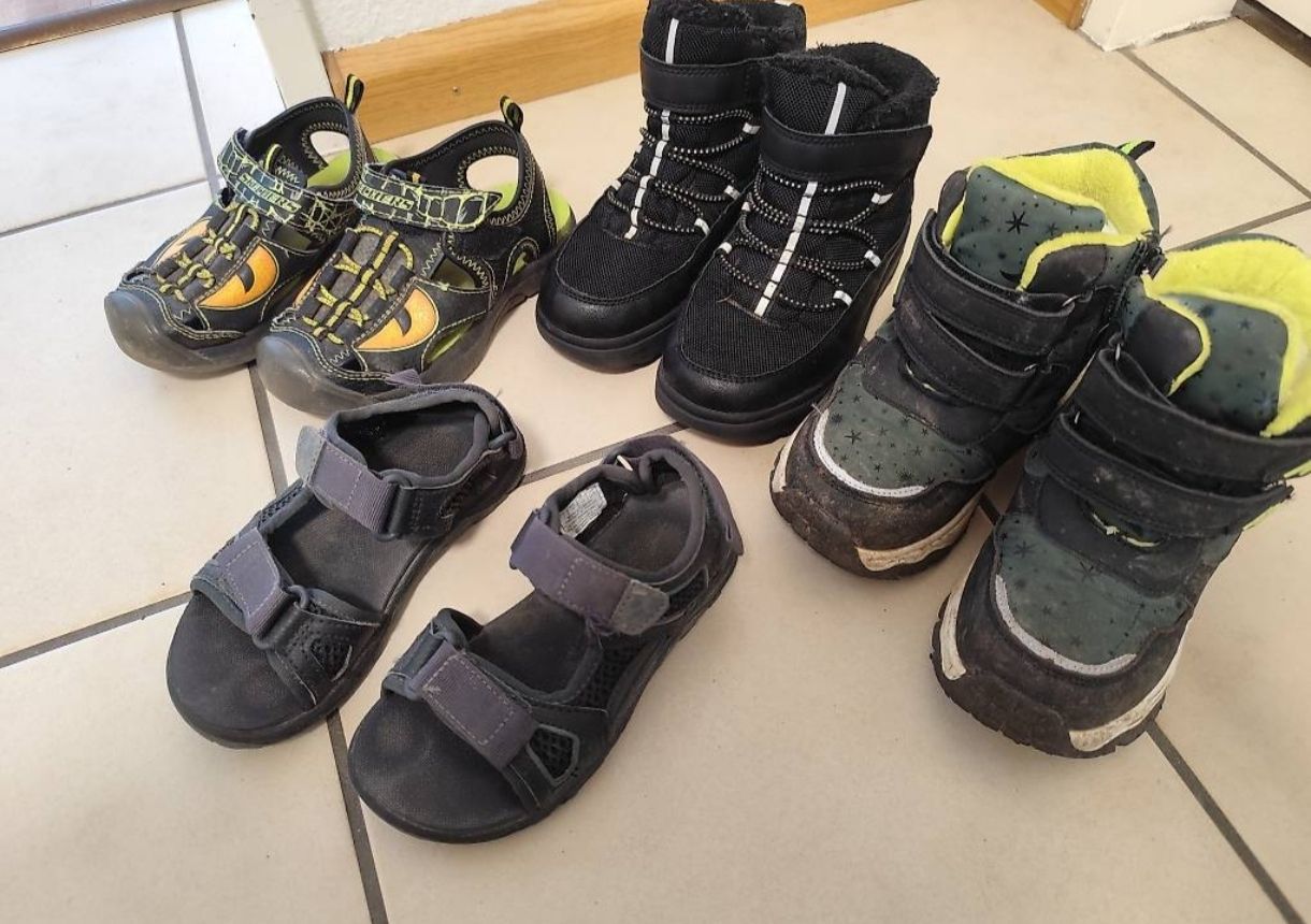 Scarpe per ragazzi: Jungen Schuhe – Usato da Basel venduto da dada_gili