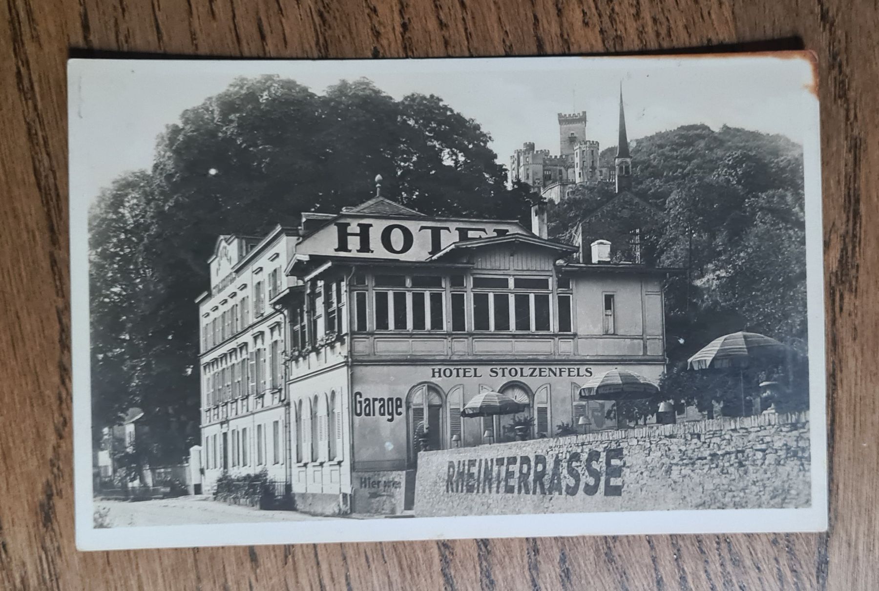 Cartoline postali: Hotel Stolzenfels, Rheinterasse, Koblenz – Usato da Ebikon venduto da Donar50