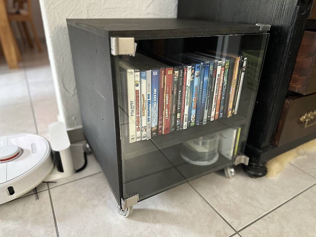 Vetrine: Vitrine / CD-Schrank / DVD-Möbel / Fernsehmöbel – Usato da Dietwil venduto da kim_9ntv 1