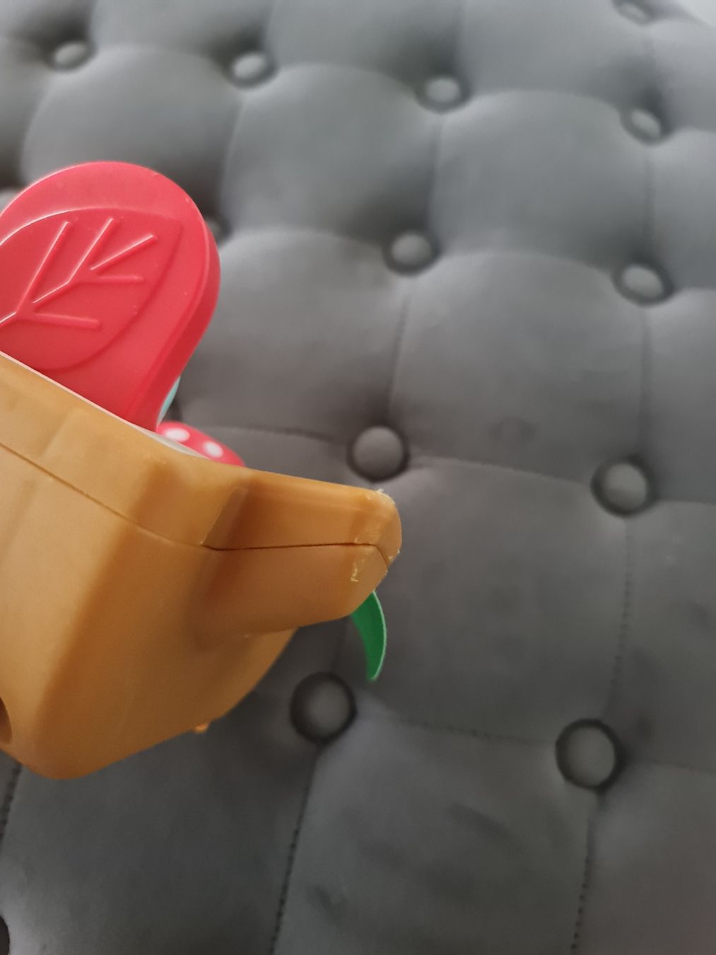 Fisher-Price Spielzeuge: Fisher Price Peekaboo – Gebraucht aus Noflen BE von vco_hnn7 4