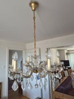 Kronleuchter goldfarben mit Glasbehang gebrauchter Zustand
