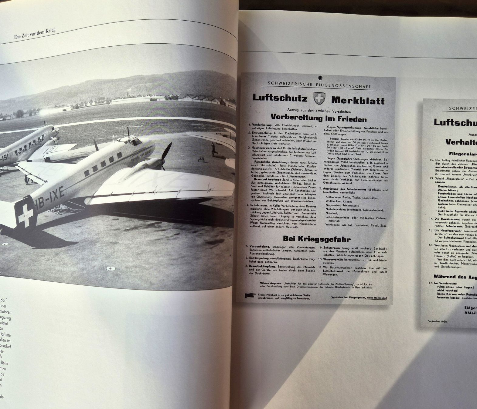 Riviste & Magazine: Die Swissair 1939 - 1945 – Nuovo (secondo la descrizione) da Fällanden venduto da Blausegelfliege 4