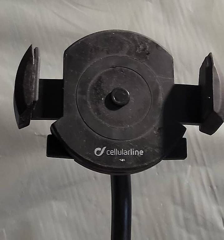 Support: Kabellose Smartphone-Autohalterung – D'occasion à Curio par mia_vb5z 2