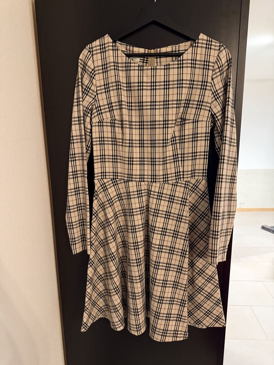 Kleider: Kleid Gr. M – Neu (gemäss Beschreibung) aus Brunnen von ser_jhv7