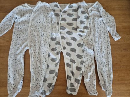 3 Pyjamas UNISEX bouton pression T. 92 100% coton