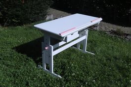 Kinder-Schreibtisch aus Holz, höhenverstellbar,neigbar,weiss