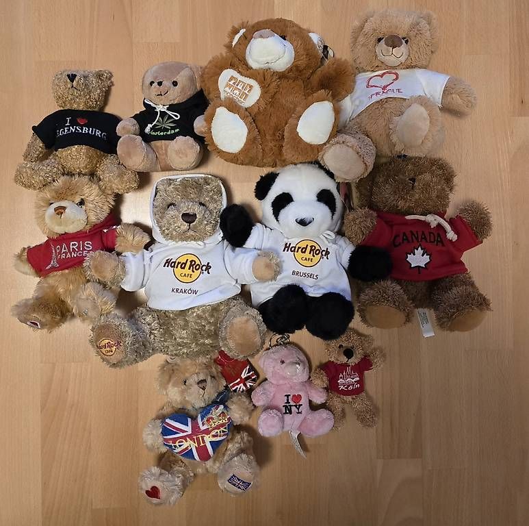 Giocattoli: Teddybären aus aller Welt – Usato da Aesch BL venduto da nicole_g_ 1