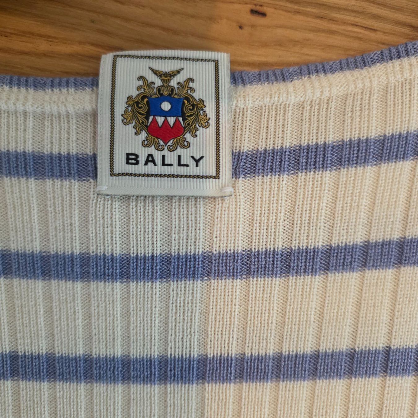 Bally Maglioni & Felpe: Bally Edel-Strickpullover Gr. M(IT 42/DE 36) Kaschmir, Seide – Nuovo (secondo la descrizione) da Zollikon venduto da Galaxycana 4