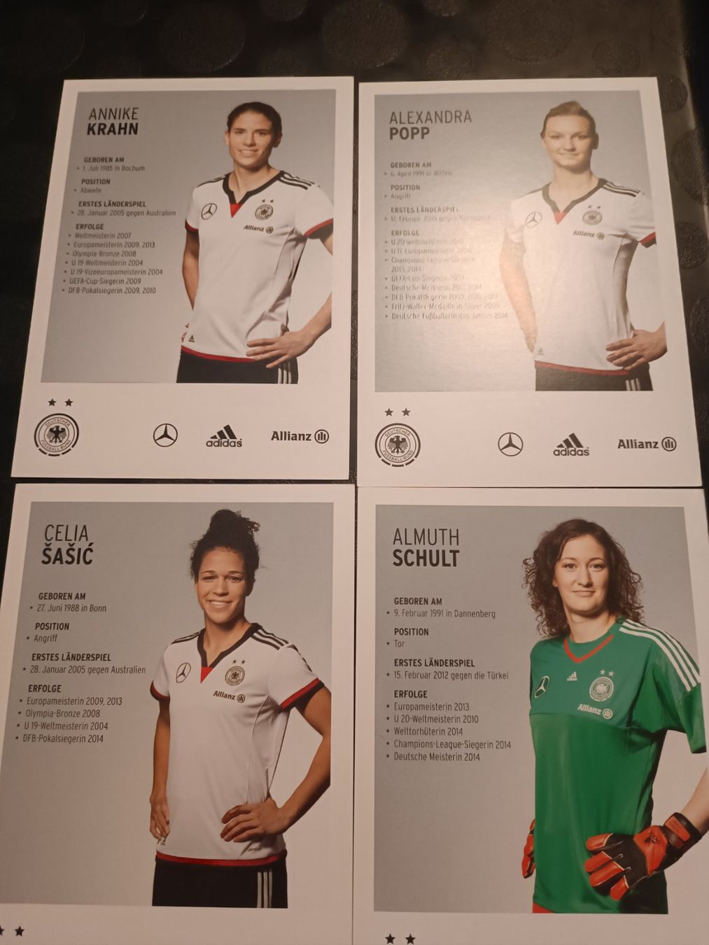 Autogramme: 4 Handsignierte DFB Autogrammkarten - Alexandra Popp – Gebraucht aus Menziken von Artographs 1