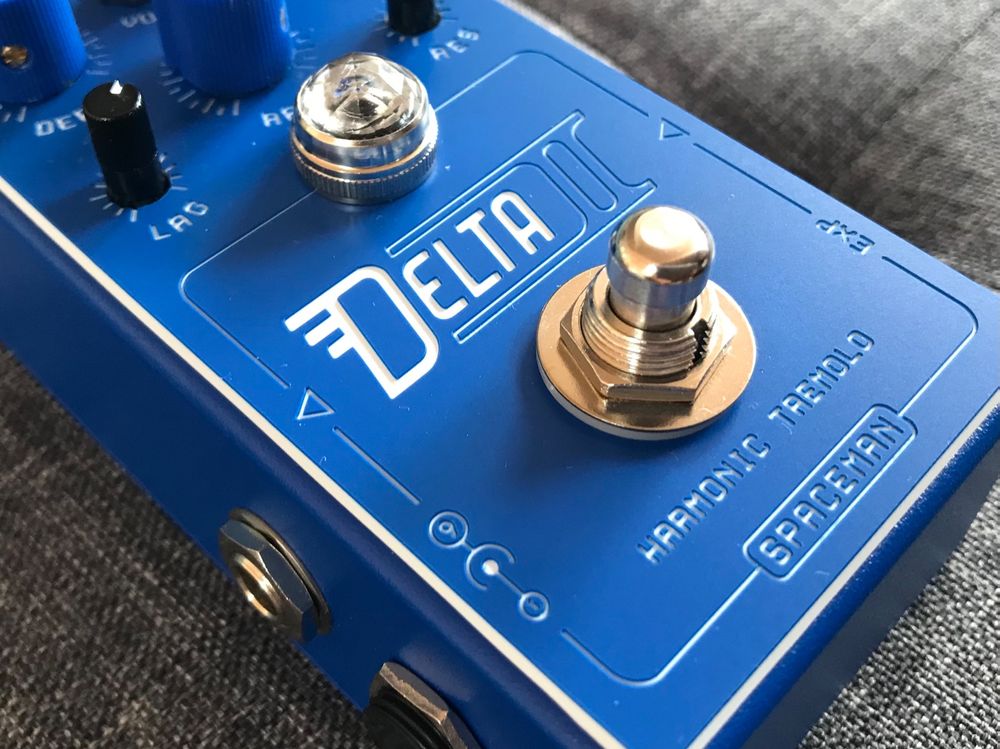 Delta II - Harmonic Tremelo - Spaceman Effects