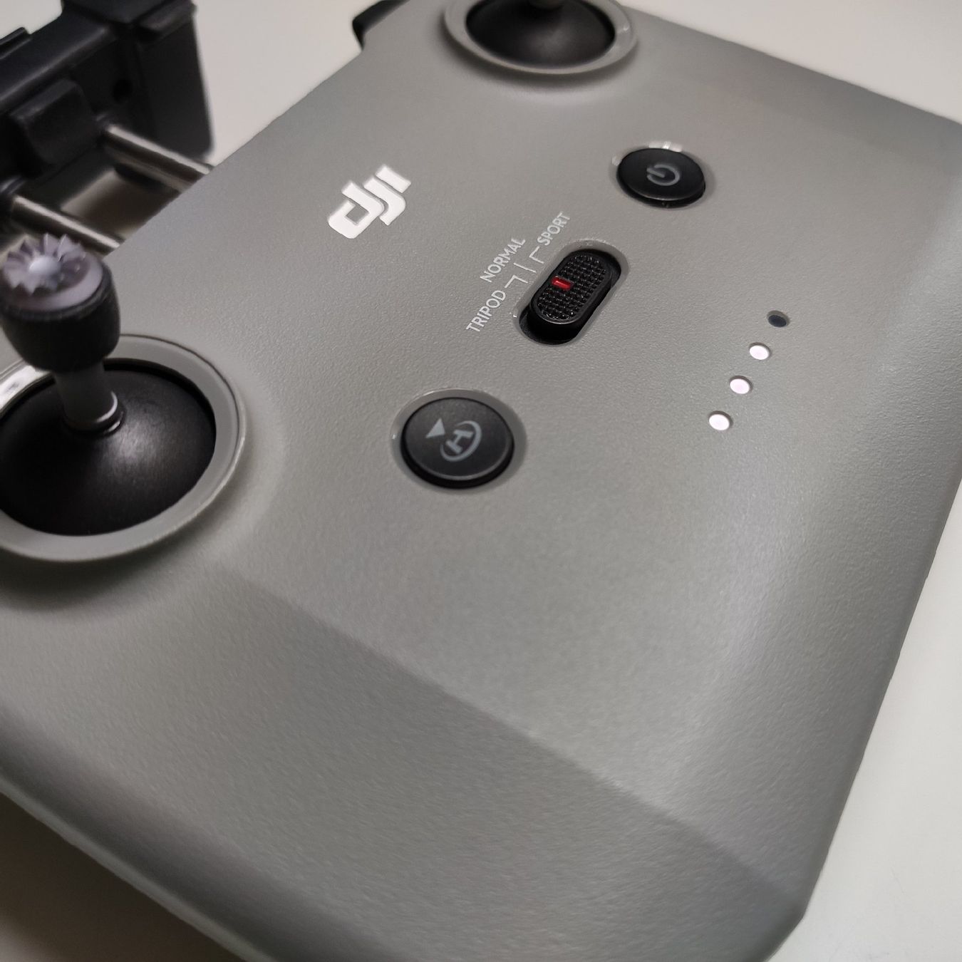 DJI Modellismo RC: DJI MINI 3, nur Drohne + Controller (Top Zustand/Original!) – Usato da Zürich venduto da Biedermann23 7