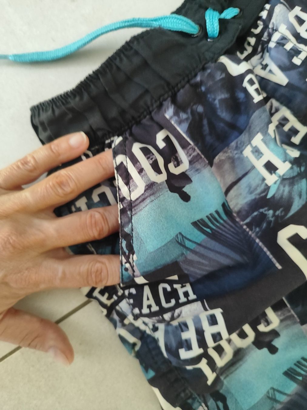 Badehosen: Coole Badehose Gr. 134/140 – Gebraucht aus Seon von Mandes1 3