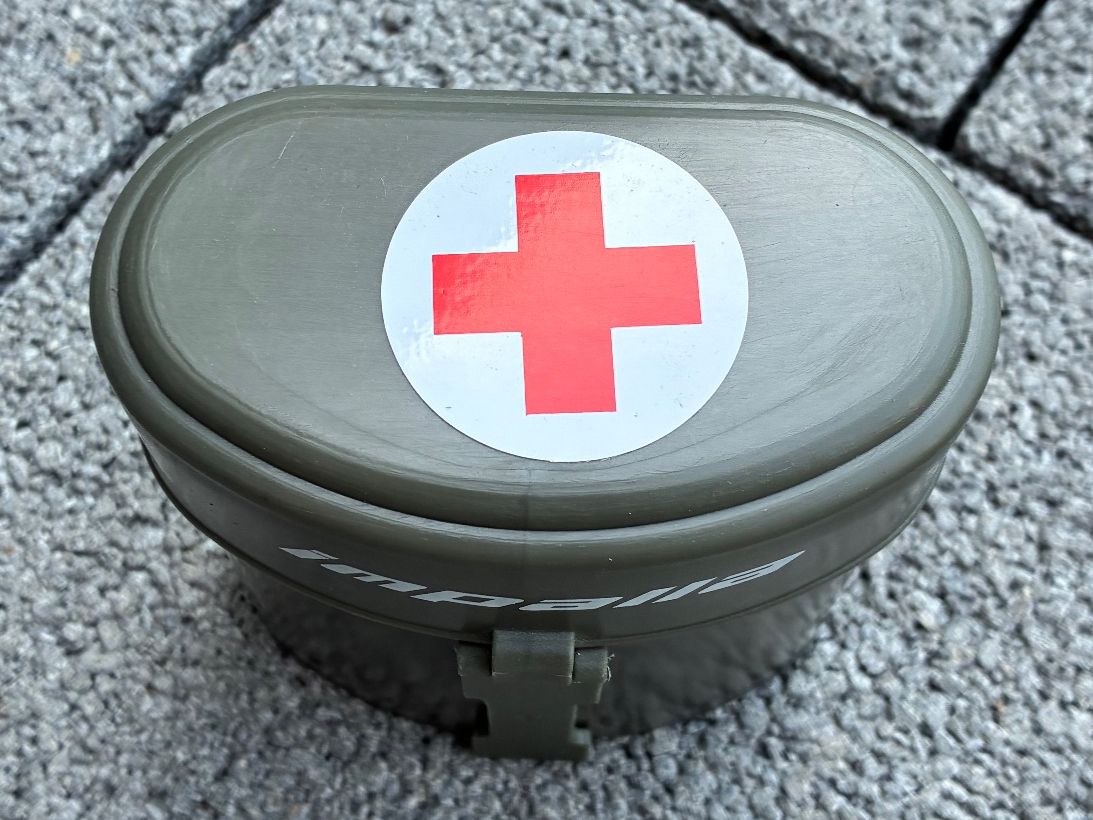 Behälter & Ähnliches: Gamelle, Medic First Aid Box – Neu (gemäss Beschreibung) aus Horw von adler65 1