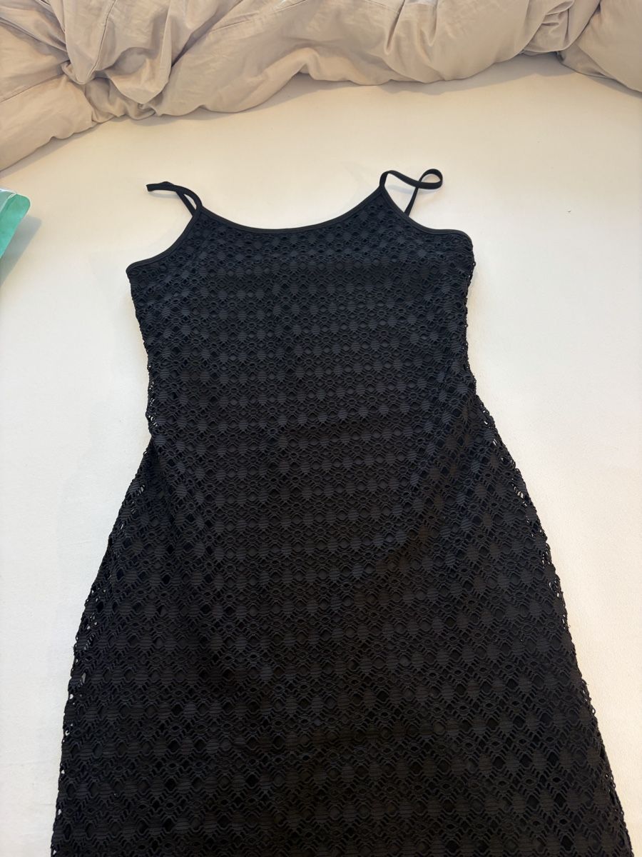 Vestiti: Robe noire – Usato da Pully venduto da ari_78pk