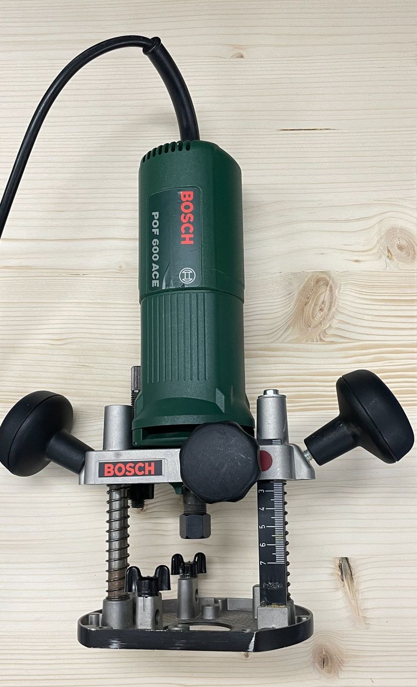 Ober-/Kantenfräse Bosch POF 600 ACE (Gebraucht) in Langenthal für CHF 1 ...