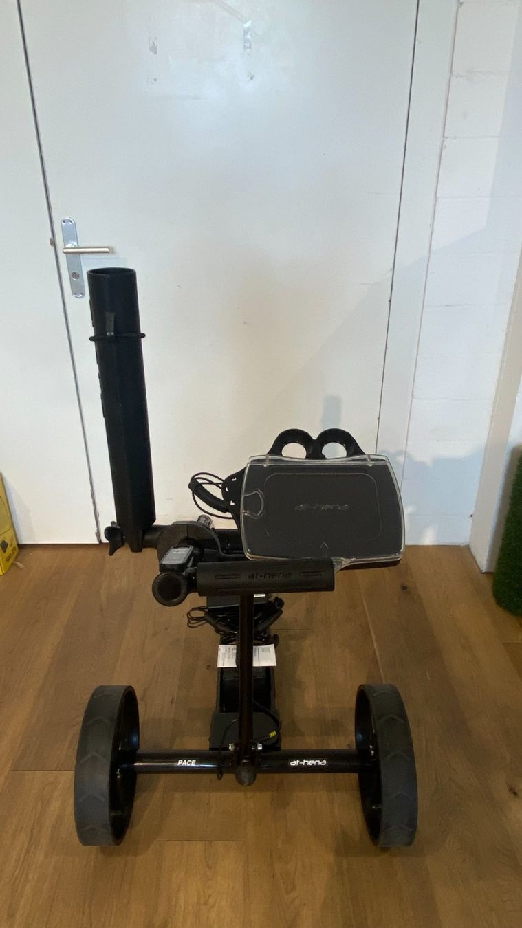 At-Hena Trolley: at-hena Elektro Golf Trolley PACE schwarz – Usato da Dietikon venduto da at-hena 5