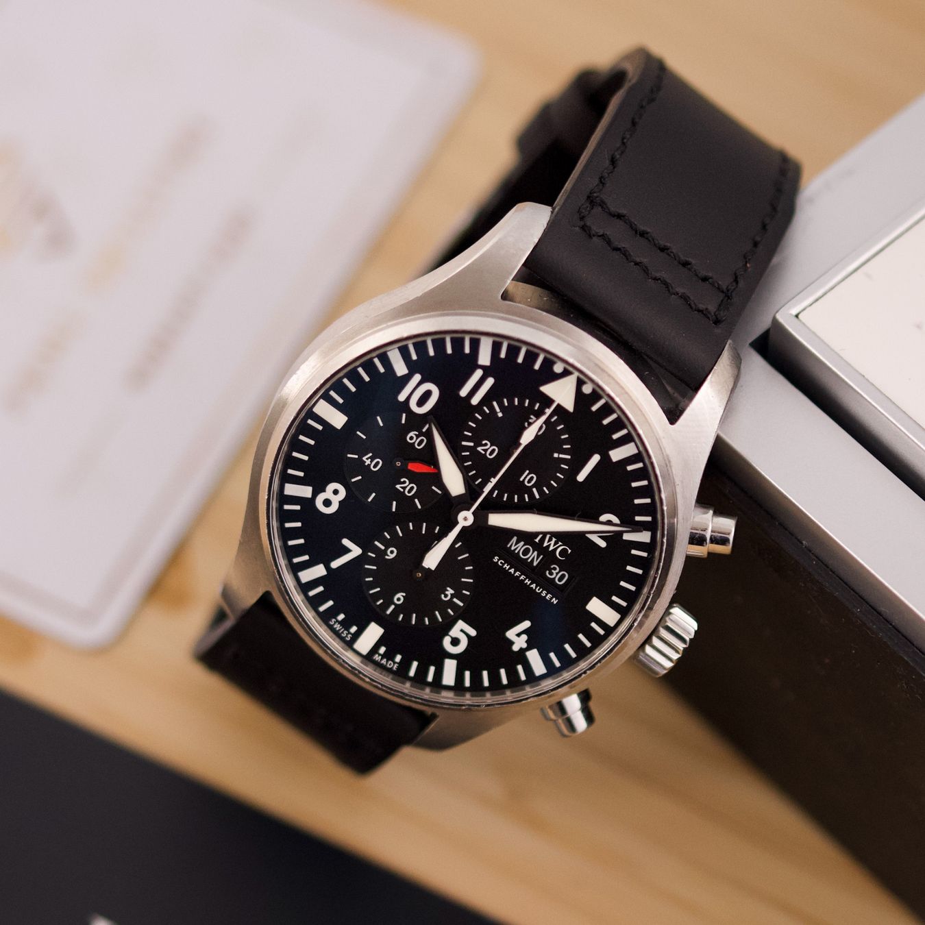 IWC Uhren: IWC Pilot Watch Chronograph /IW377709/ 2018/ Full Set – Gebraucht aus Luzern von PrimeSwissTime 2