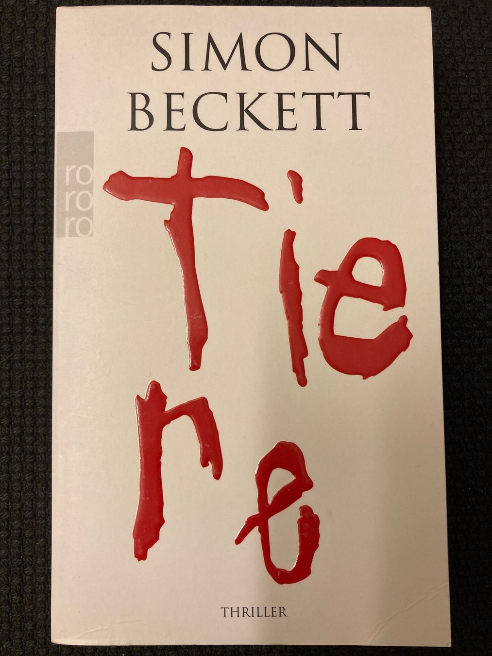 Libri: Simon Beckett, Tiere – Usato da Baden venduto da Yoyo1