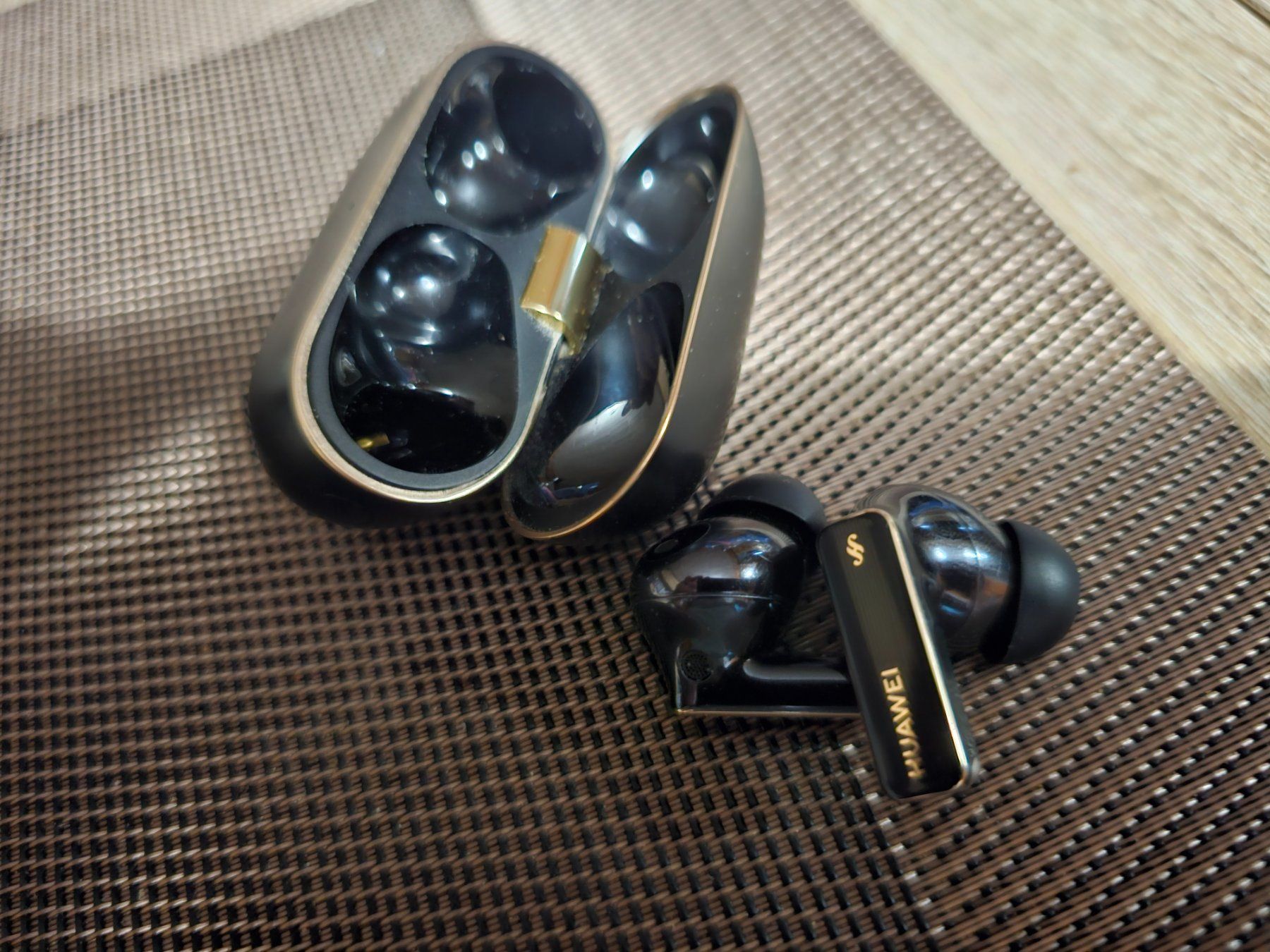 Huawei Cuffie: Huawei Freebuds pro 4 – Usato da Meggen venduto da dav_7vw6
