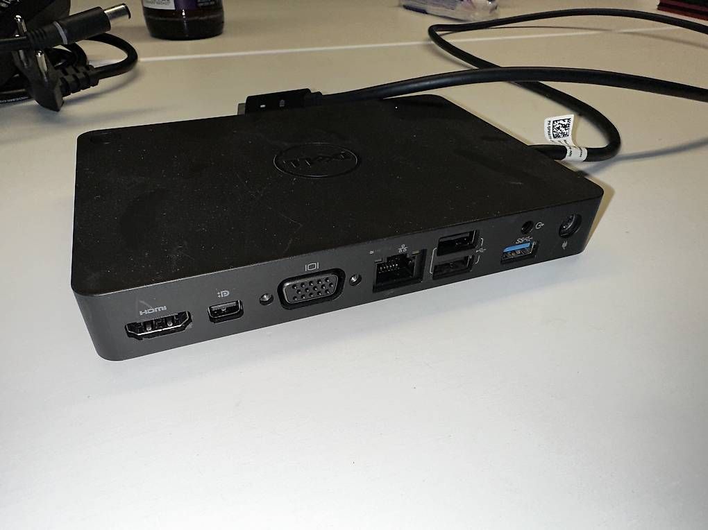 Dell Docking station: Dell Notebook Dockingstation USB C 130W – D'occasion à Trüllikon par NicoZgraggen