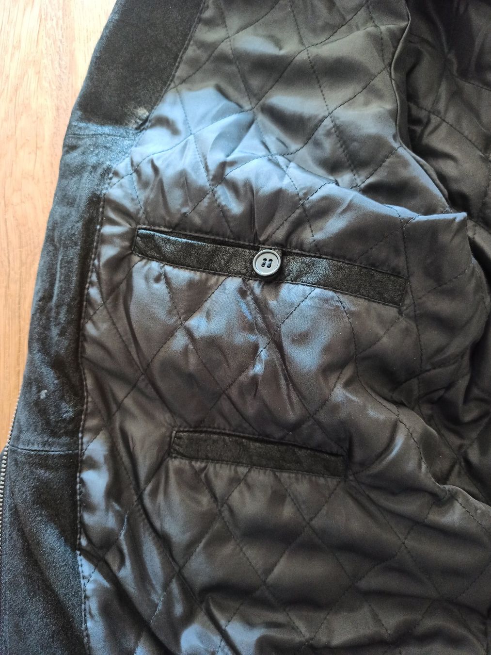 Vestes: Veste en cuir véritable – Neuf (Voir description) à Fresens par As2_Caro 5