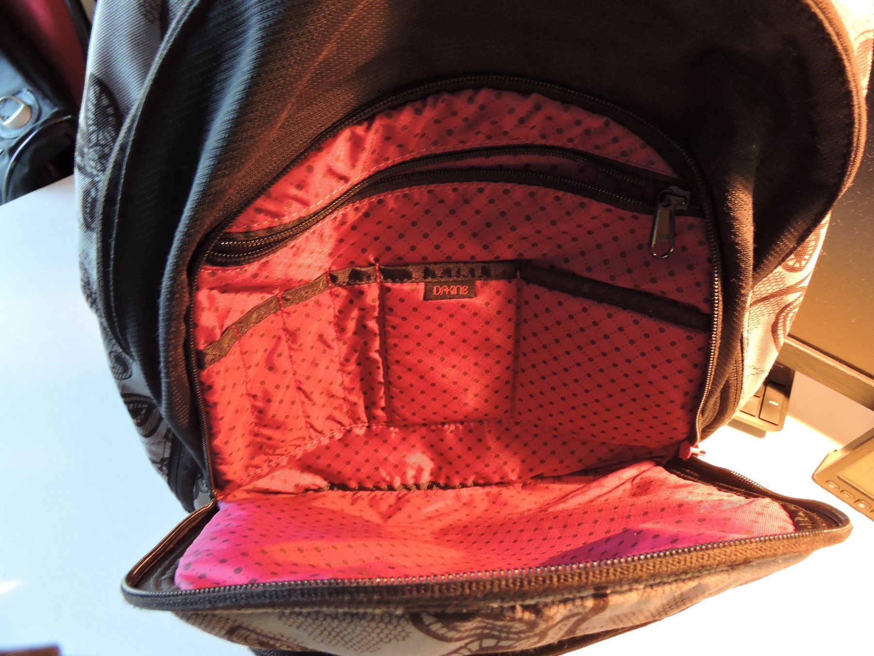 Dakine Zaini: Dakine Rucksack/Schulrucksack – Usato da Hauptwil venduto da Borusse01 3