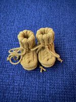 Finkli / Babyfinkli handgestrickt senf