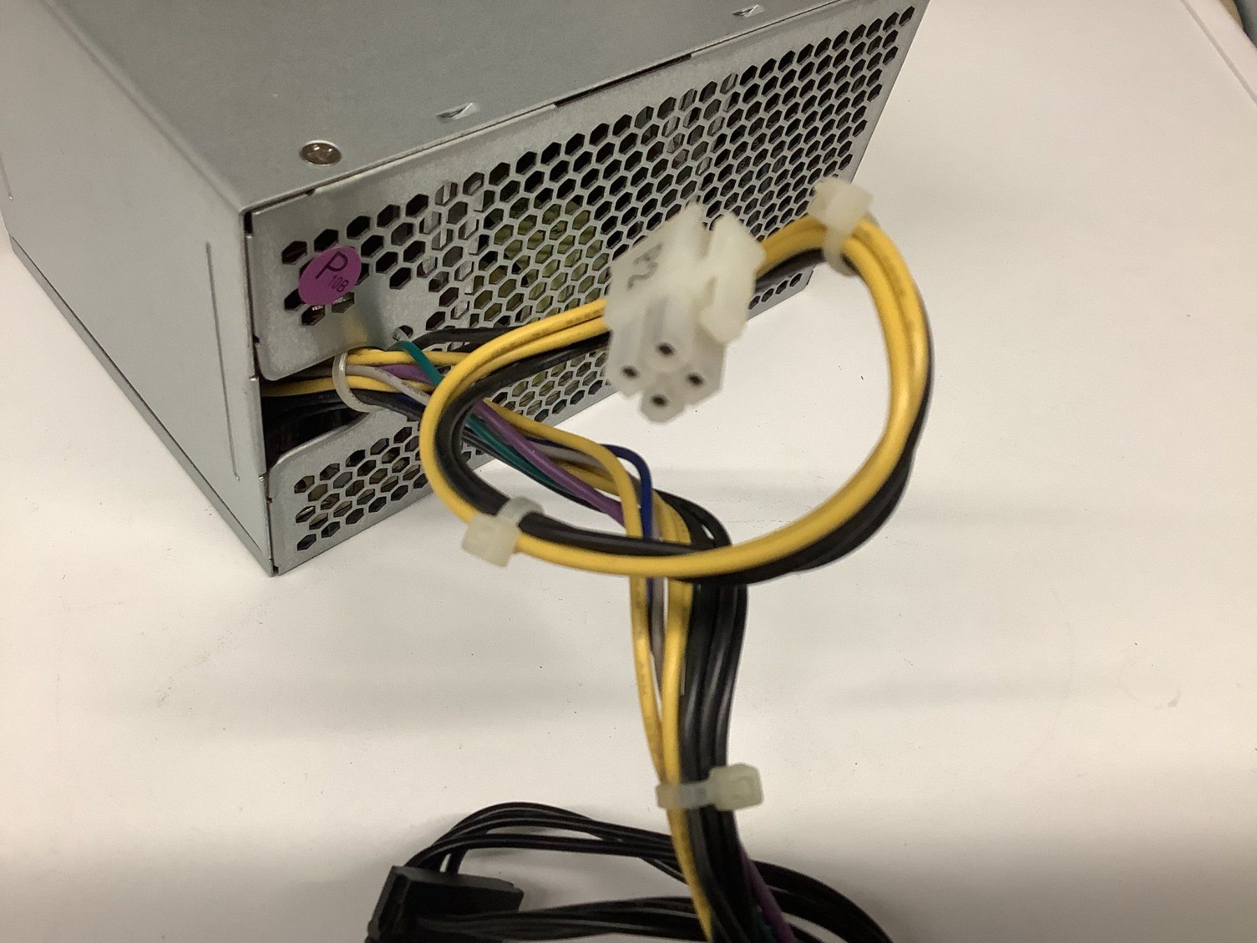 PC: PC NETZTEIL – Usato da Glarus venduto da Mdelphi 7