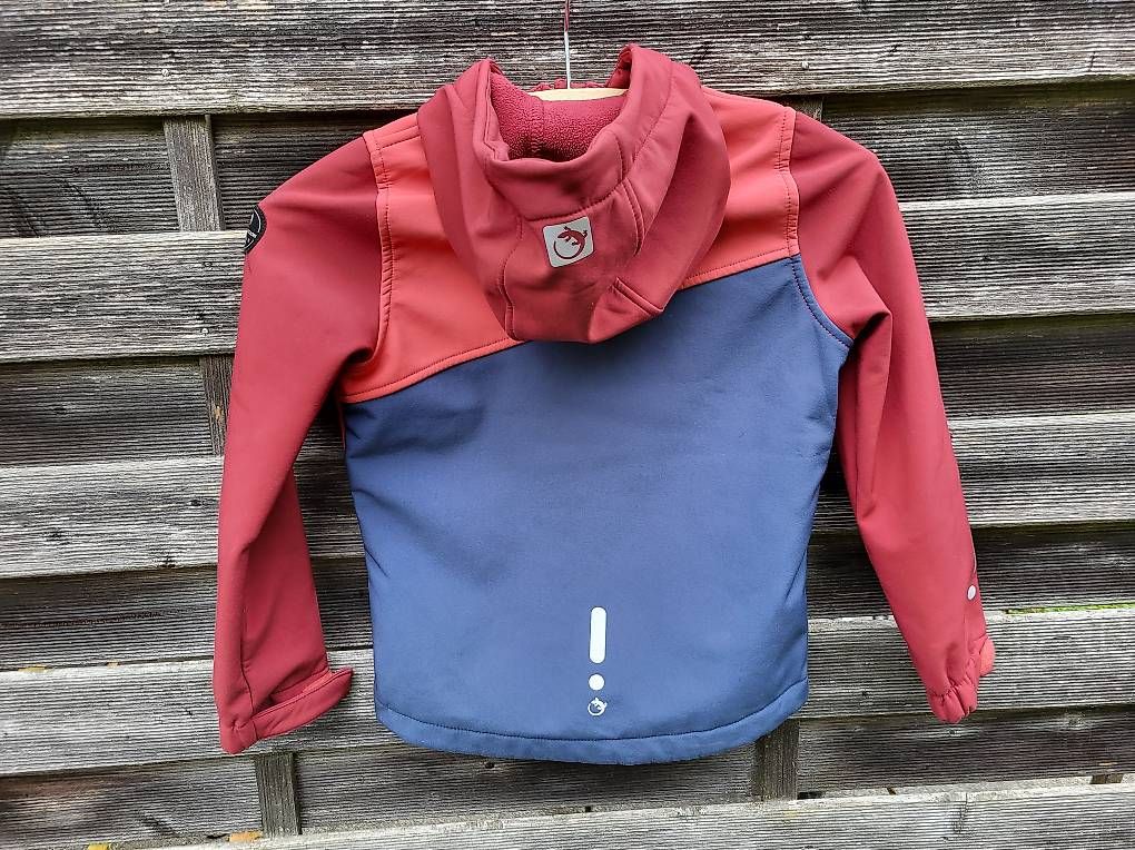 Jacken & Mäntel: Softshell Übergangsjacke Grösse 122 – Gebraucht aus Thun von t_h_cl6d 3