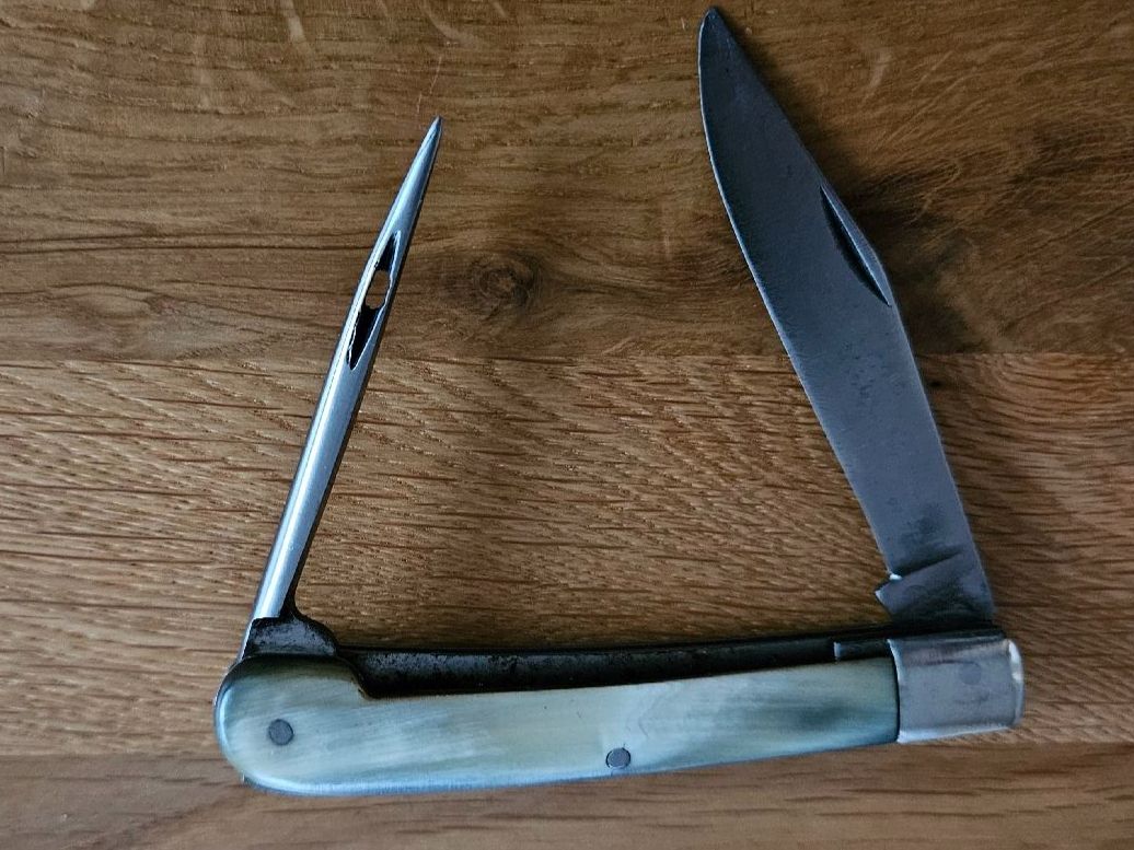 Couteaux de poche: Taschenmesser mit Hornschalen – D'occasion à Bern par Respirit 2