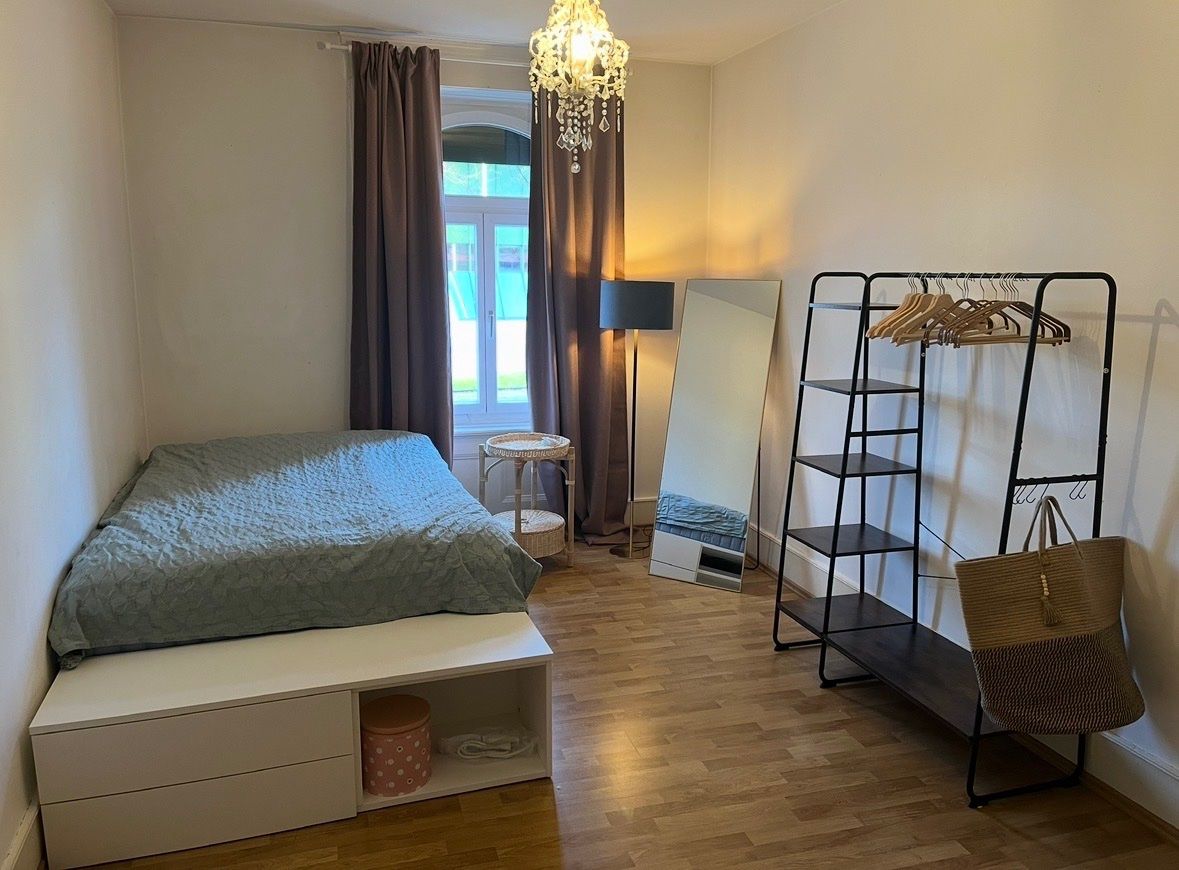 Ikea Betten: Bettgestell mit Aufbewahrung – Gebraucht aus St. Gallen von sop_bs75 3