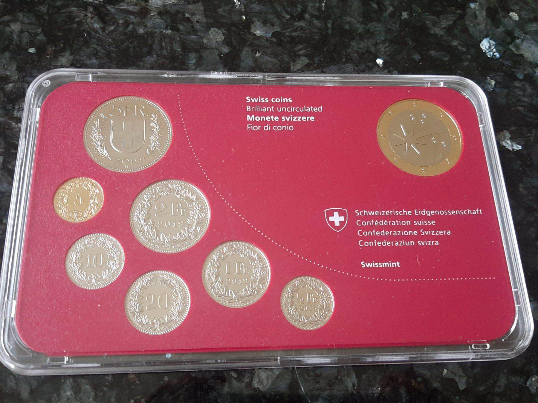 Alle Münzen: Weihnachtsmünzsatz 2019 - stgl/fdc, rr – Neu und originalverpackt aus Bern von maximus365 3