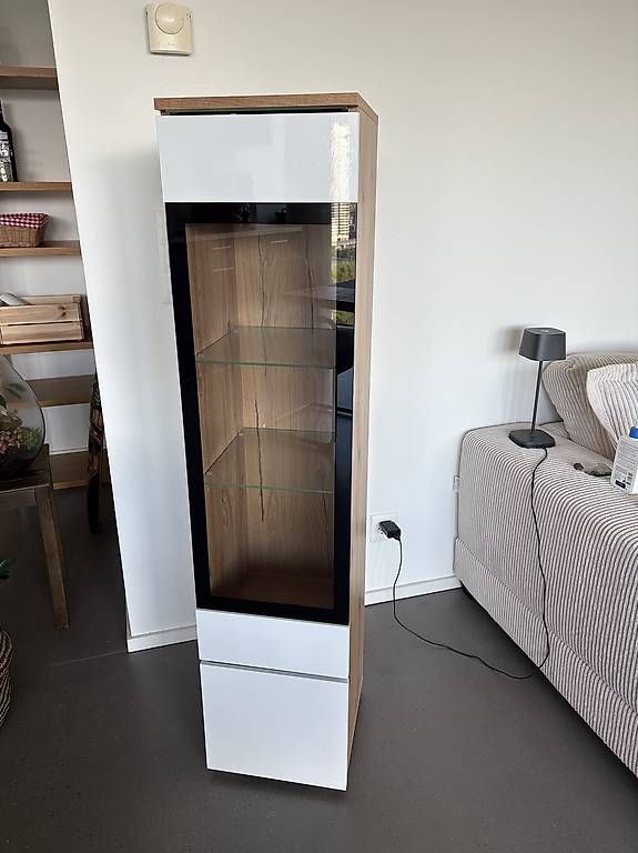 Vitrines: Vitrine – D'occasion à Sursee par matthi21