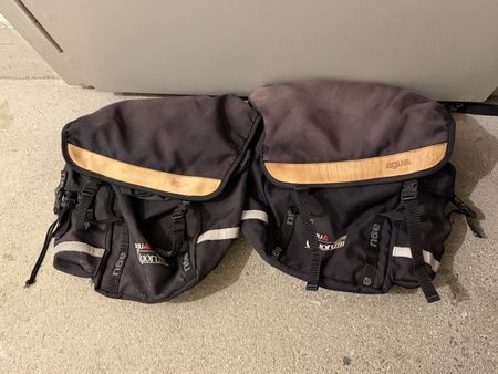 Fahrradtaschen AGU Quorum Set schwarz gebrauchter Zustand