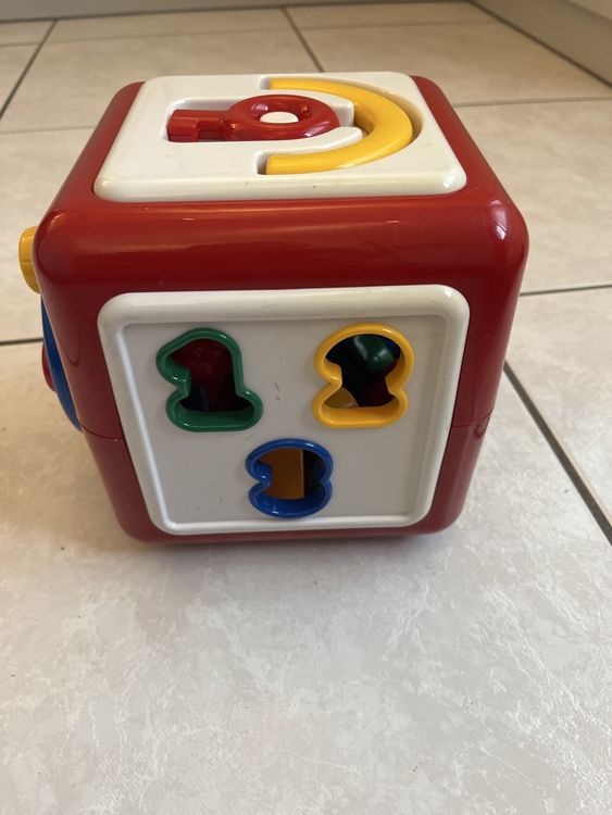 Chicco Jouets: Motorikwürfel Spielzeug für Kinder, Zahlen und Formen! – D'occasion à Emmenbrücke par Pingu014 1