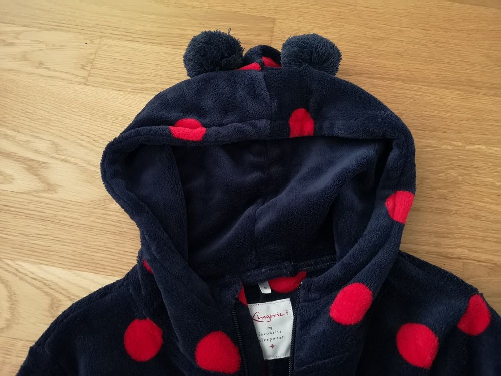 Kuscheliger Jumpsuit Gr. M 3