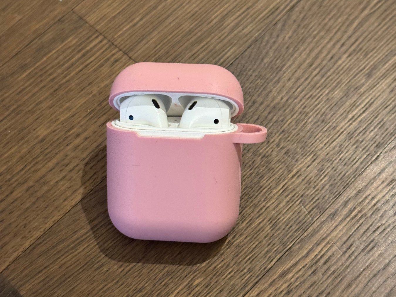 Apple Cuffie: AirPods 2. Generation – Usato da Würenlos venduto da CaSteSeNievis 2