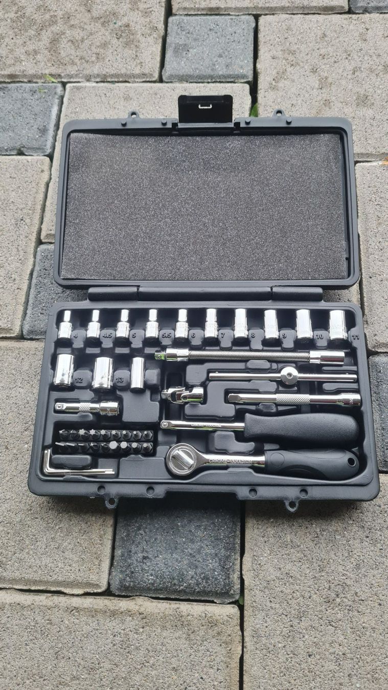 Alle Werkzeuge: Steckschlüssel-Set / Ratschen-Set / Alpha Tools / NEU!!! – Gebraucht aus Safenwil von Husqi2000