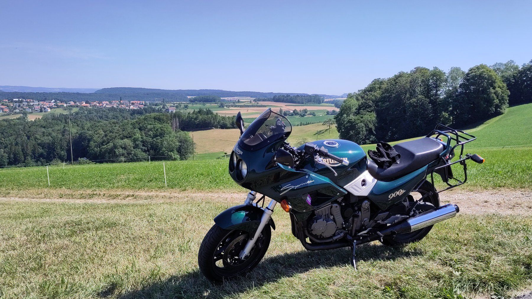 Triumph Route: Triumph Sprint 900 S im Originalzustand – D'occasion à Gipf-Oberfrick par Ammonitenfreak